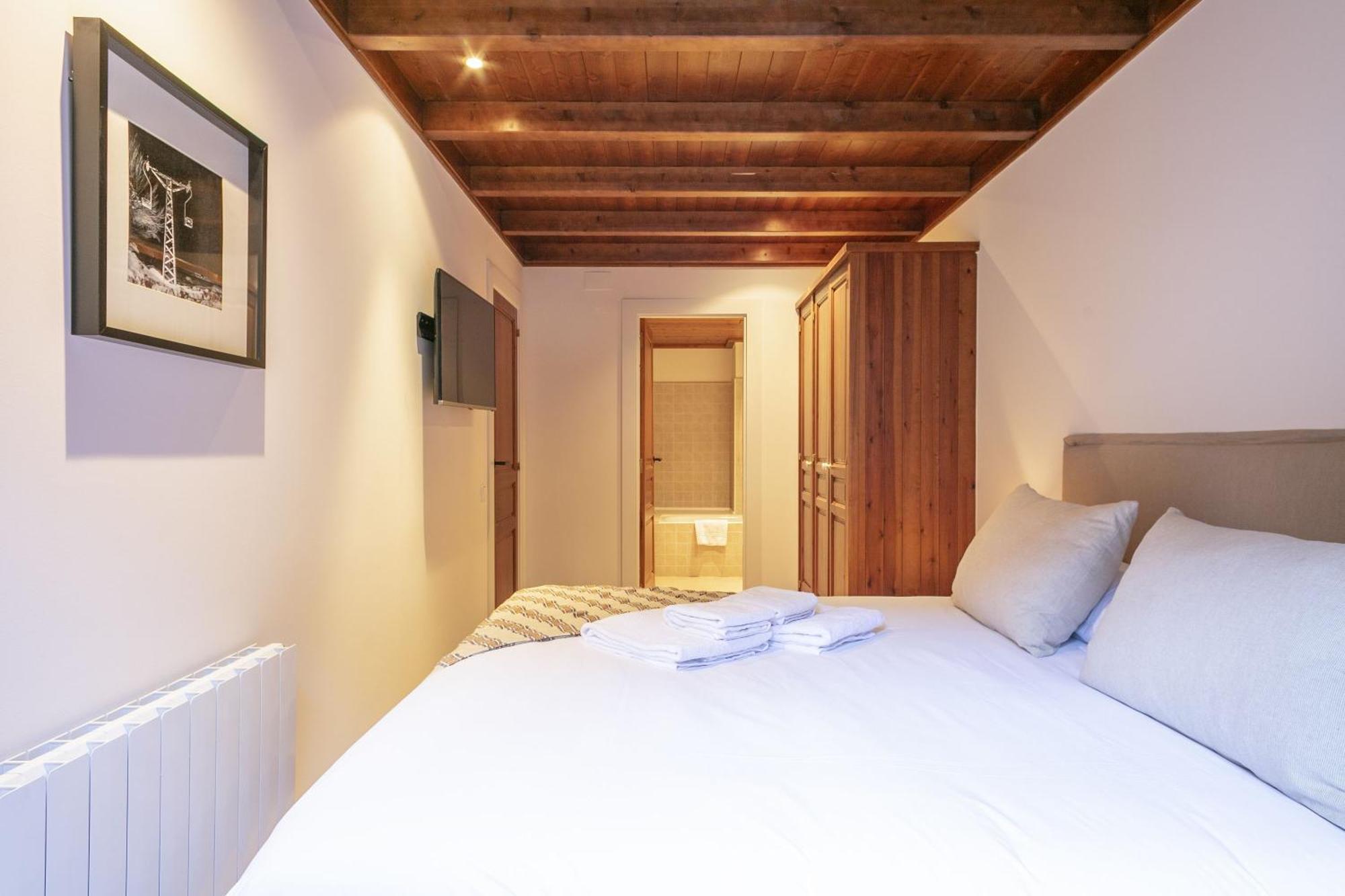 Luderna - Apartamento Val De Ruda A5 Orla บาเกย์รา-เบเรต ภายนอก รูปภาพ