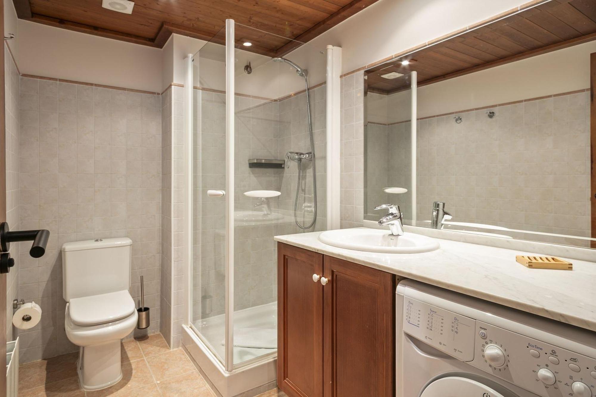 Luderna - Apartamento Val De Ruda A5 Orla บาเกย์รา-เบเรต ภายนอก รูปภาพ
